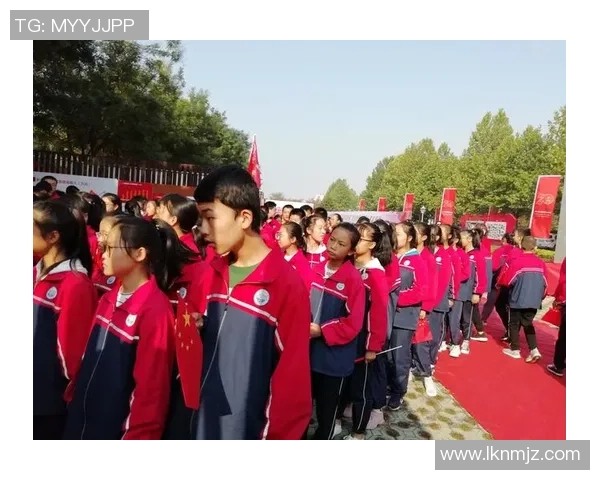 新化足球明星阵容全景展示精彩瞬间与辉煌成就